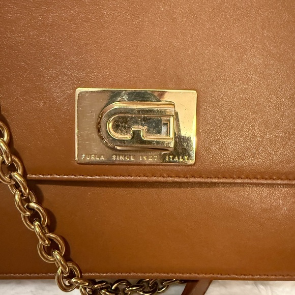 Furla Tan Leather Crossbody Bag with Gold Chain - Picture 2 of 9